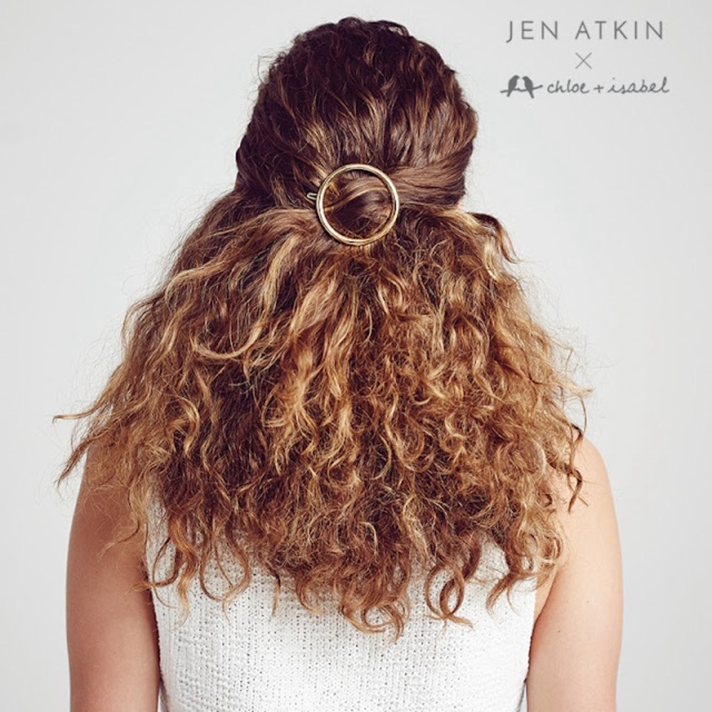 ✨4/$20 Chloe + Isabel x Jen Atkin Circle Barrette - Picture 1 of 4